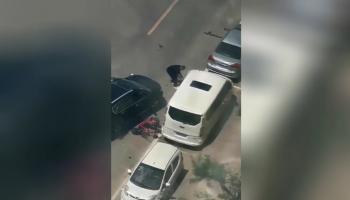رجل يدهس زوجته نهارا في الصين