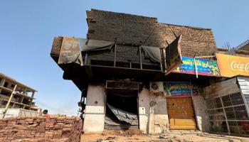 آثار الاشتباكات على المحال التجارية في الخرطوم 