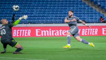 من مباراة الوحدة الإماراتي والكويت الكويتي