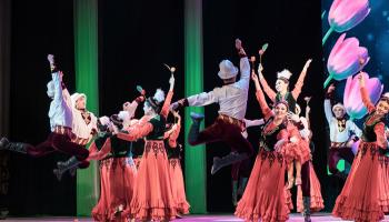 مهرجان شينغيانغ الدولي للرقص يستمر حتى 5 أغسطس