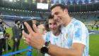 خطأ نسائي يحول مدرب الأرجنتين إلى ليونيل ميسي (فيديو)