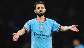 برناردو سيلفا لاعب مانشستر سيتي