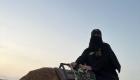 شترسواری مادر نیمار با حجاب اسلامی (+عکس)