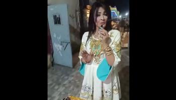 السيدة خلال مقطع الفيديو