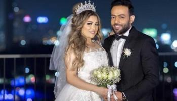 تامر عاشور وطليقته