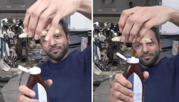 سلطان النيادي أثناء تجربة تناول العسل