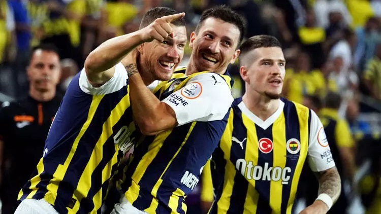 Fenerbahçe, UEFA listesini duyurdu