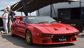 سيارة ضمن أسطول السيارات الفارهة التي تنتجها yيطاليا