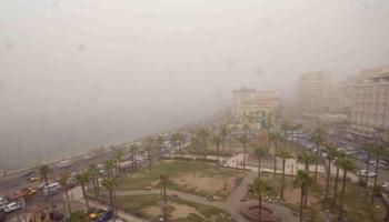 جانب من آثار الإعصار على الإسكندرية