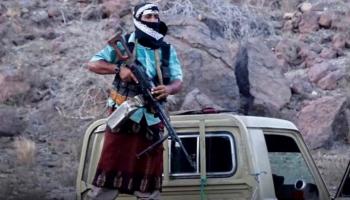عنصر للقاعدة على سيارة في أبين - أرشيفية