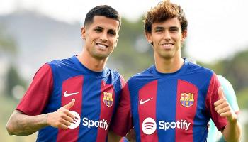 جواو فيليكس وجواو كانسيلو في برشلونة