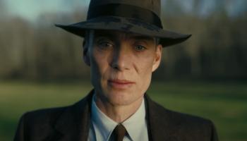 كيليان مورفي في لقطة من فيلم oppenheimer