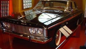 سيارة Plymouth Fury