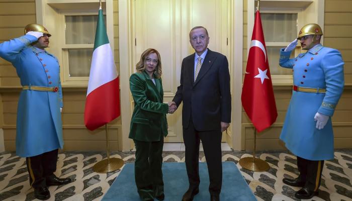 Giorgia Meloni en Turquie avec Erdogan