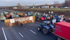 Çiftçiler durmuyor: Paris traktörlerle kuşatıldı 