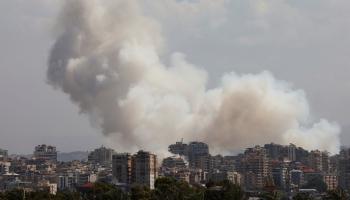 آثار غارة إسرائيلية على لبنان - رويترز
