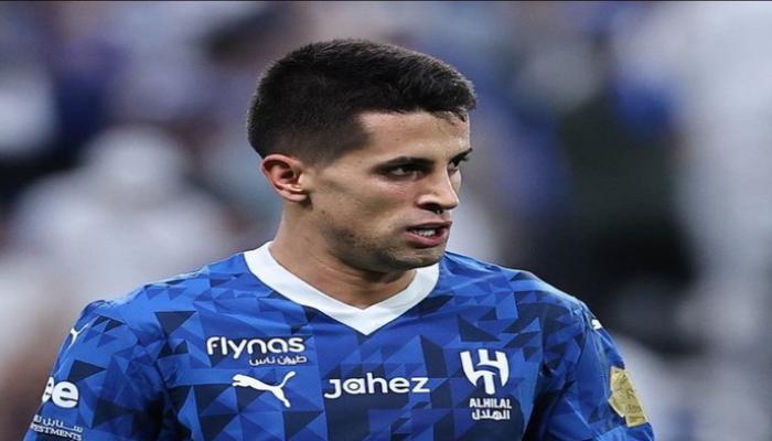 الهلال ضد الاتفاق.. ماذا حدث بين جيسوس وكانسيلو؟ (فيديو) 