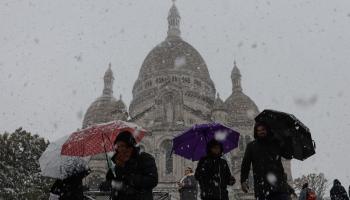 Chute de neige et tempête : la France en alerte ! (VIDÉO)