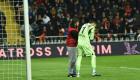 Kayserispor - Galatasaray Maçında Sahaya Taraftar İndi