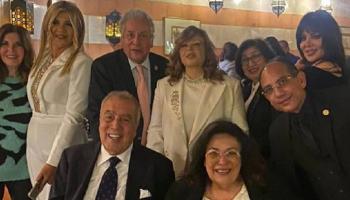 عمر عبدالعزيز يحتفل بعقد قرانه