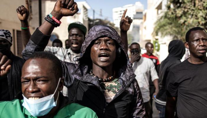 Sénégal : Report de l'élection présidentielle dans un climat de tensions et de controverses