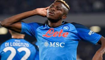  فيكتور أوسيمين لاعب نابولي الإيطالي