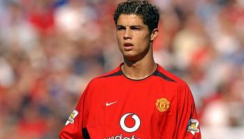 كريستيانو رونالدو مع مانشستر يونايتد في 2003