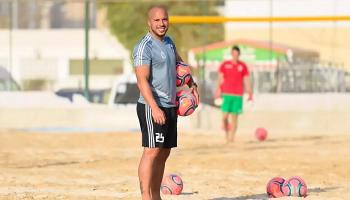 فيكتور فاسكيز مدرب منتخب الإمارات للكرة الشاطئية