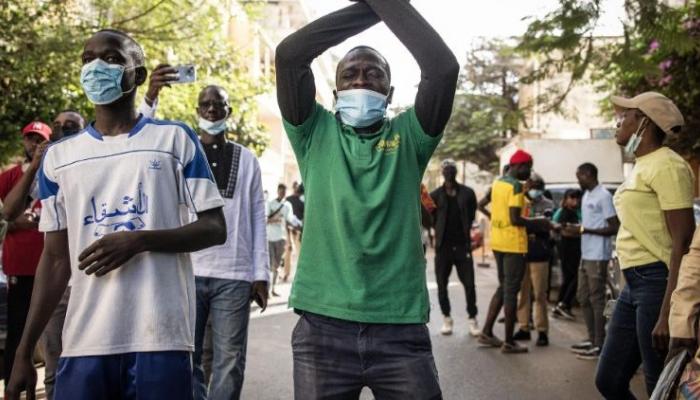 Protestations contre le report des éléctions au Sénégal