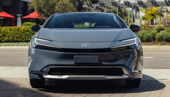 تويوتا Prius Prime SE