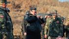 زعيم كوريا الشمالية حاملا بندقية.. رصاص يعزز «جدار التهديد»