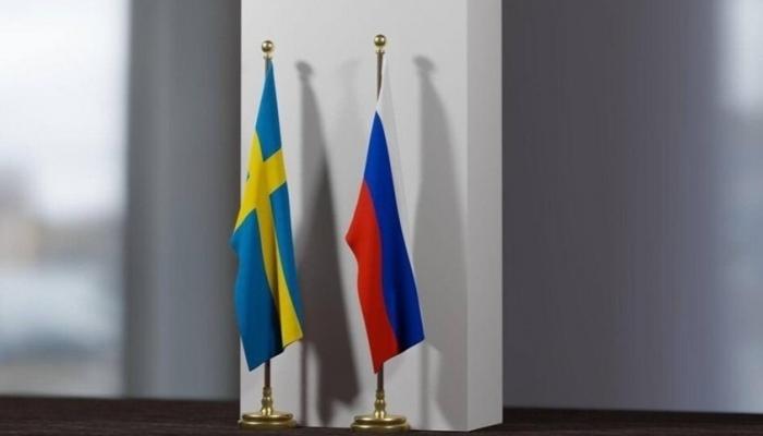 علما روسيا والسويد - أرشيفية