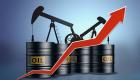 ارتفاع أسعار النفط عقب ضربة روسيا وانهيار مخزونات أمريكا