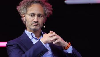 أليكس كارب الرئيس التنفيذي لشركة "بالانتير" الأمريكية