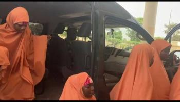 Vidéo.. Nigeria : libération de près de 140 élèves kidnappés début mars