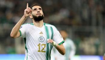 ياسين بنزية، نجم منتخب الجزائر