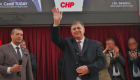  CHP İzmir adayı Cemil Tugay seçim sonucunu ilan etti, halkı davet etti