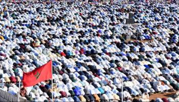 صلاة عيد الفطر بمدينة سلا في ضواحي الرباط
