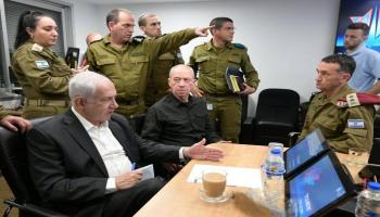 جانب من اجتماع نتنياهو وقادة الجيش