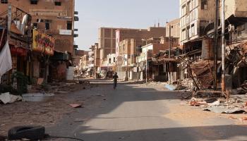 آثار الدمار في السودان - رويترز