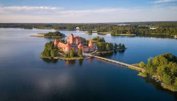 قلعة تراكاي (ليتوانيا) - موقع Daily Express