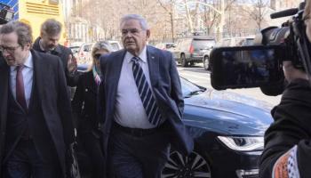Vidéo. Reprise de la sélection du jury dans le procès pour corruption du sénateur américain Robert Menendez