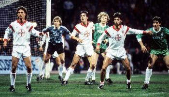باير ليفركوزن بطل كأس اليويفا 1988