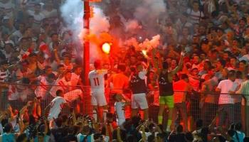 لاعبو الزمالك يحتفلون بالشماريخ