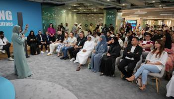 تحضيرات قمة المليار متابع