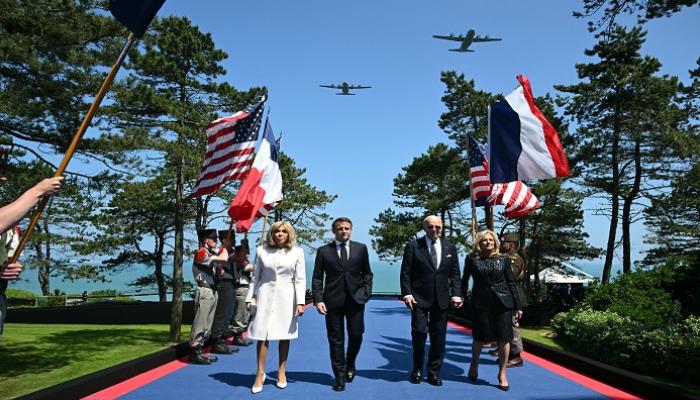 La visite de Biden dans un cimetière américain en France… un coup dur pour Trump et une publicité pour les électeurs