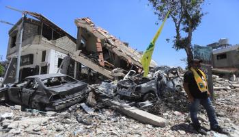 آثار القصف الإسرائيلي على قرية عيتا الشعب بجنوب لبنان