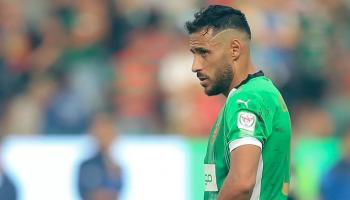 يوسف بلايلي نجم منتخب مولودية الجزائر