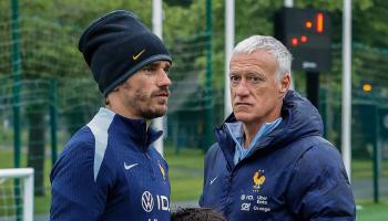 Antoine Griezmann bombarde Didier Deschamps 