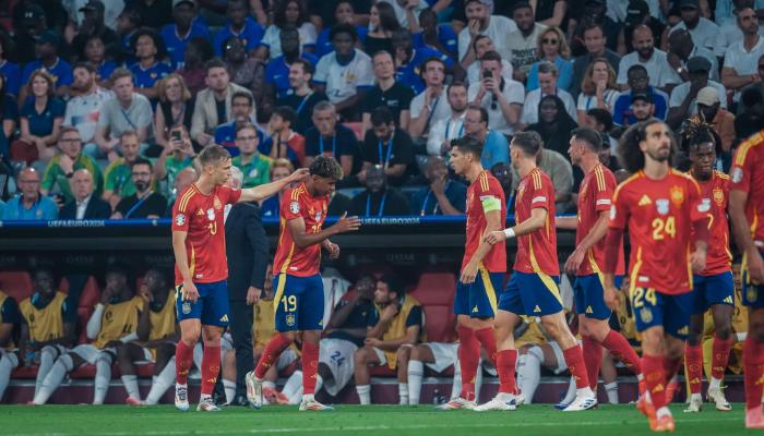 La composition officielle de la Roja avec des changements